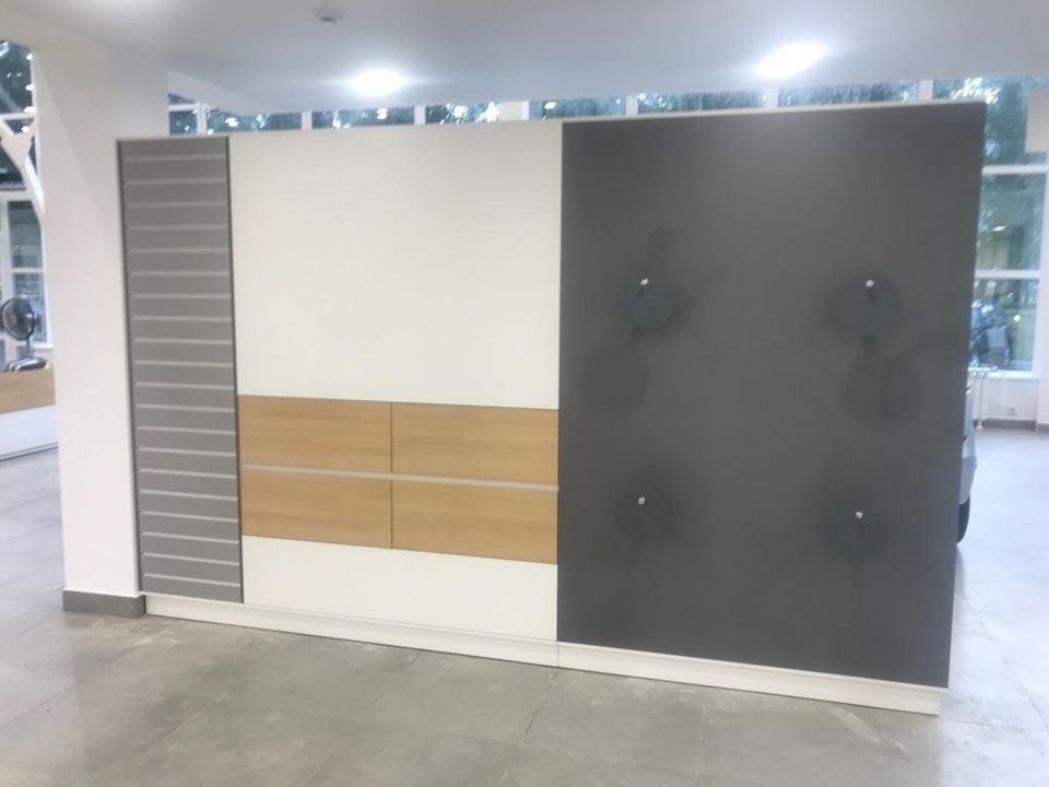 Мебель для автосалонов