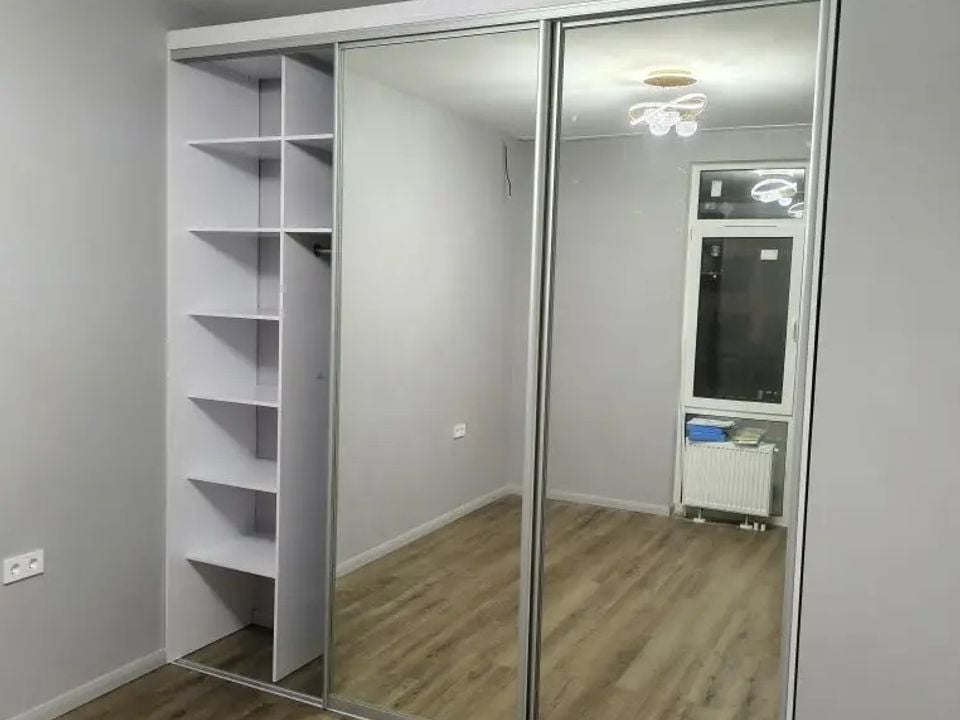 Закончили монтаж шкафа-купе